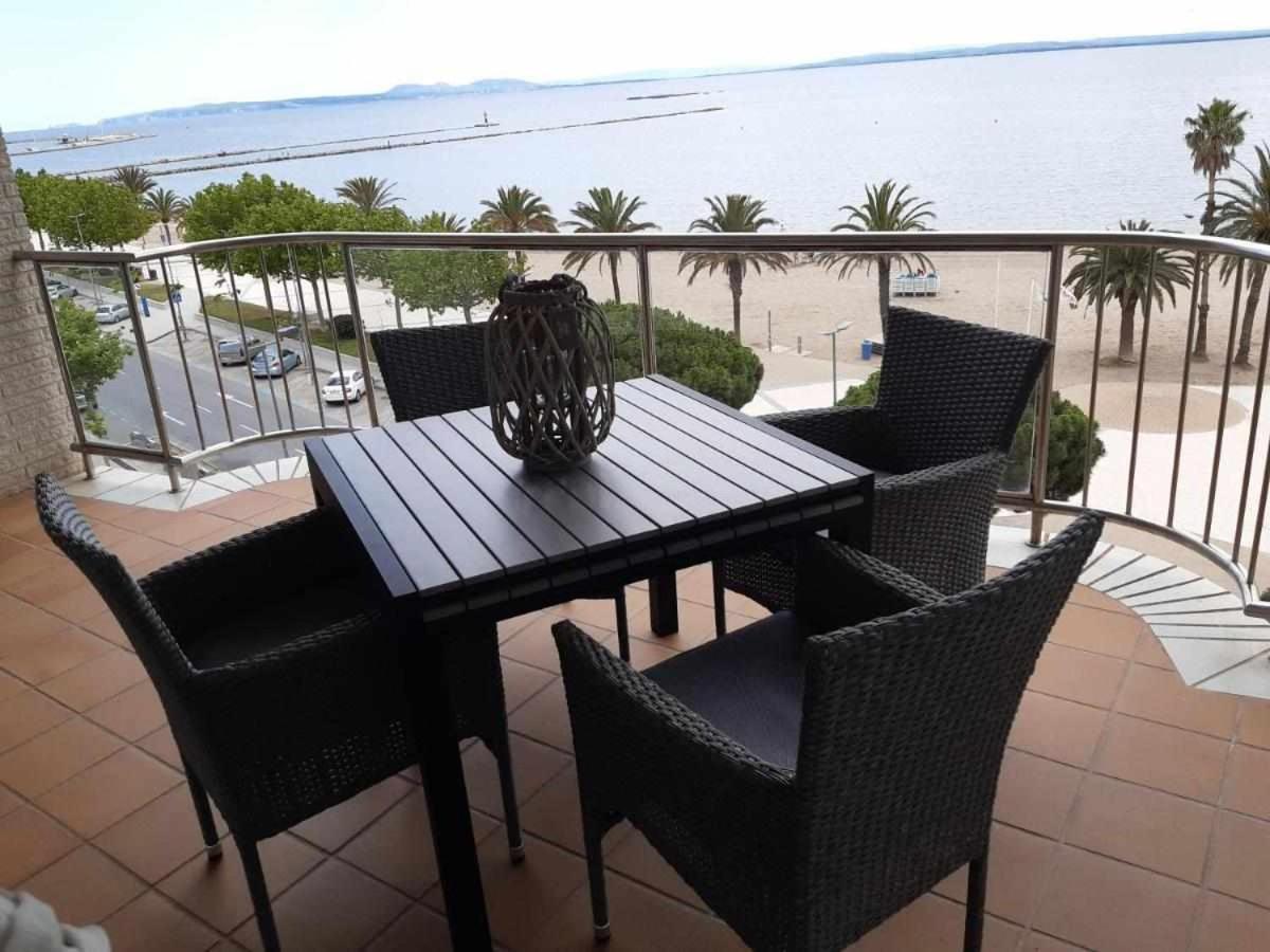 Apartamento Roses Casc Antic Sl Avda Rodhe Exterior foto